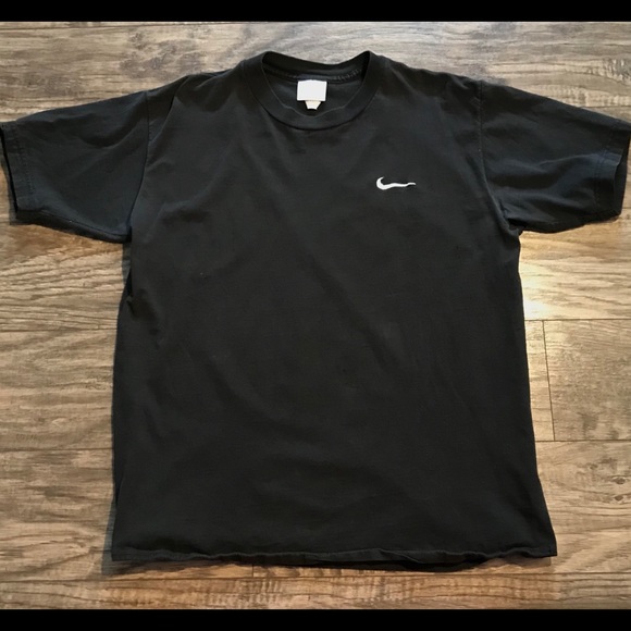 vintage black nike t shirt